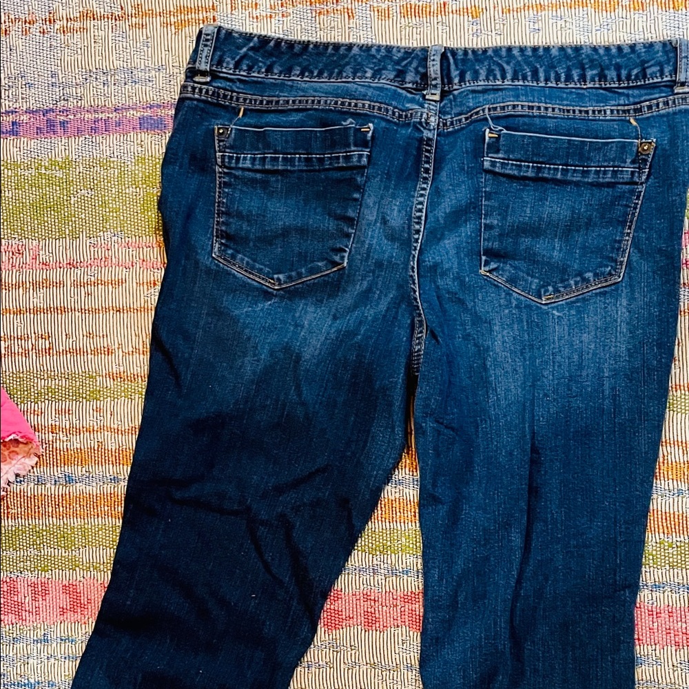 Lot of 3—1- Denim Jeans denizen and 1- khaki crop pants 1 blue Jersey shirt 2X